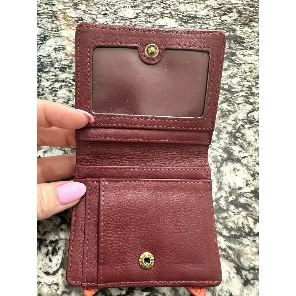 Fossil Fox Appliqué Bifold Wallet in Burgundy, Coral & Cream Novelty
